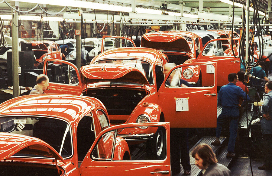 The End Of An Era Volkswagen Halts Production On Vw Beetle